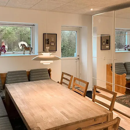 Gorgeous In With Wifi Holiday home Faxe